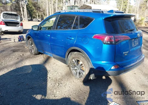 2017 Toyota Rav4 Xle из США, поврежденный, VIN JTMRFREV1HJ171246